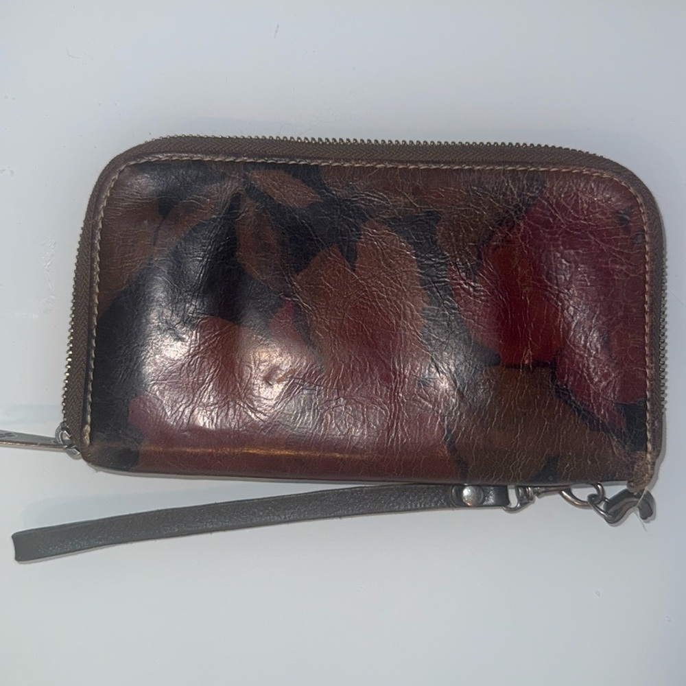 Patricia Nash Wristlet Bifold wallet Multicolor Italian Leather Zippered Womens